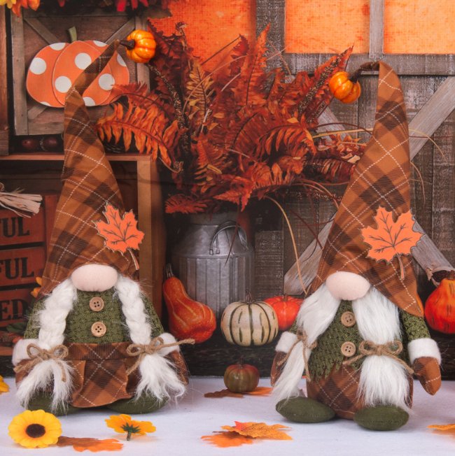 Cozy Fall Gnomes - ThingsThatMakeSense