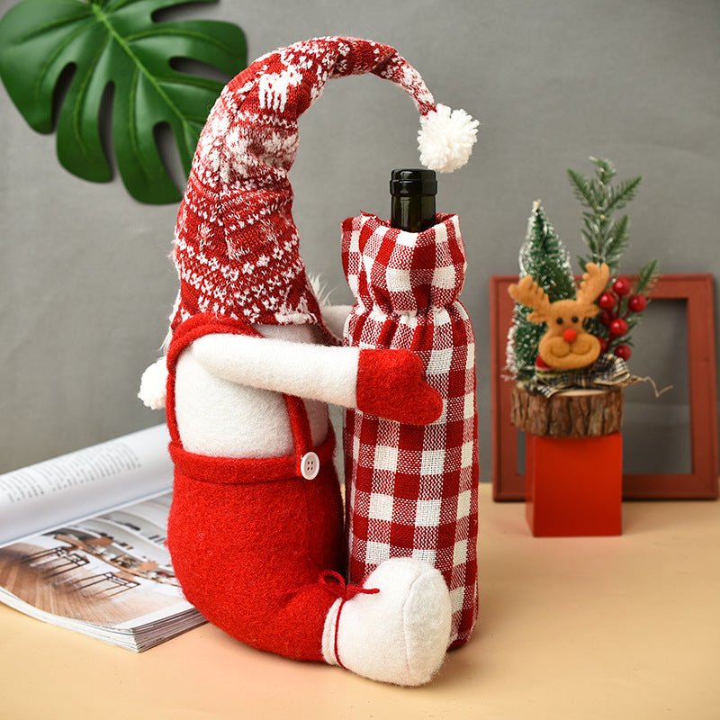 Holiday Christmas Gnome Wine Bottle Bag | Wine Bottle Holder | Gift Bag - ThingsThatMakeSense