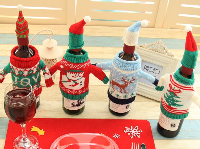 Knitted Ugly Christmas Sweater for Wine Bottle - ThingsThatMakeSense