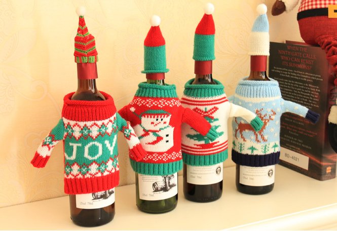 Knitted Ugly Christmas Sweater for Wine Bottle - ThingsThatMakeSense