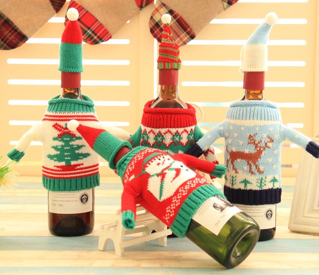 Knitted Ugly Christmas Sweater for Wine Bottle - ThingsThatMakeSense